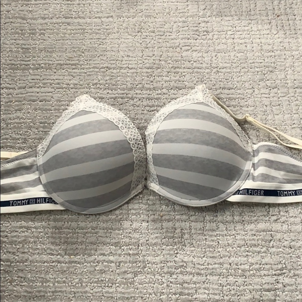 Tommy Hilfiger bra